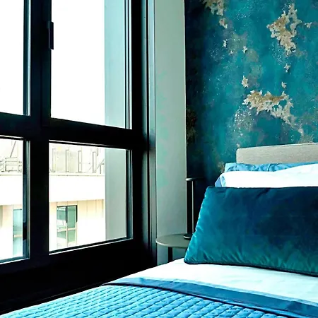 아파트 San Babila Duomo View With Shared Rooftop Terrace 밀라노