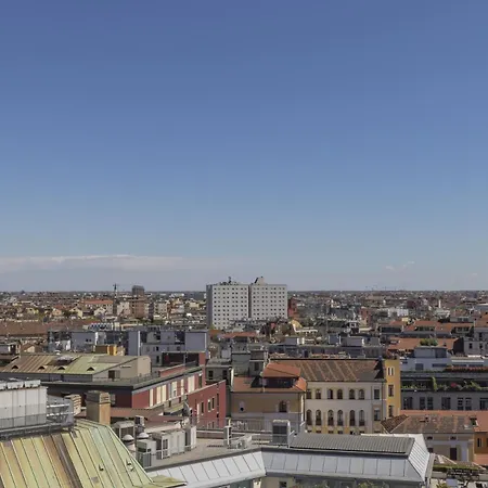 Appartamento San Babila Tower With Panoramic Terrace Overlooking Duomo By Rentopolis