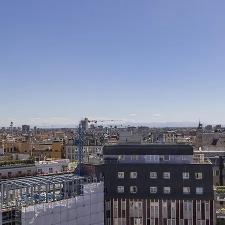 San Babila Tower With Panoramic Terrace Overlooking Duomo By Rentopolis Appartamento *